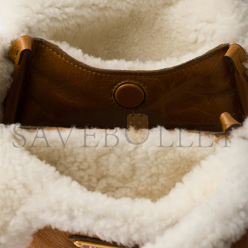 Pra*a shearling mini handbag 1ba349 (18*15.5*10cm)
